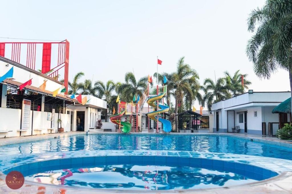 Quezon Premier Hotel - Candelaria Candelaria  Esterno foto