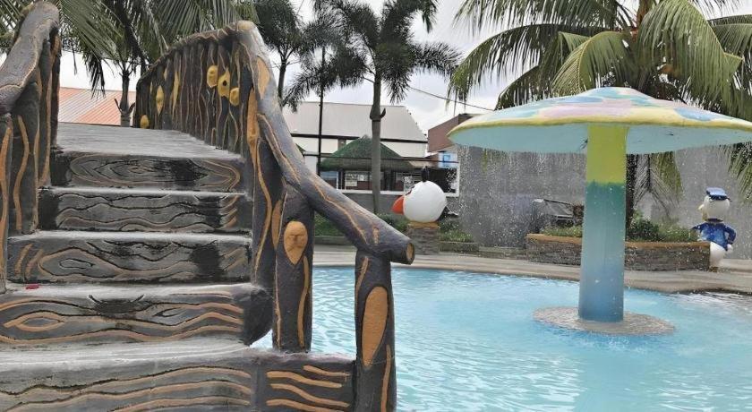 Quezon Premier Hotel - Candelaria Candelaria  Esterno foto