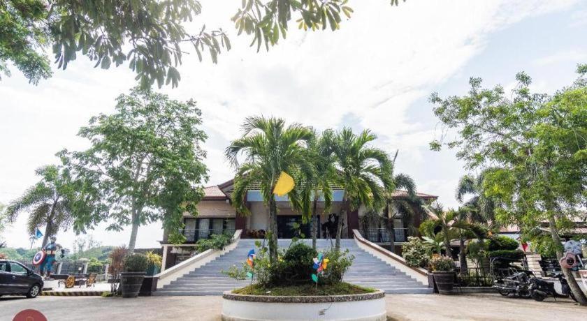 Quezon Premier Hotel - Candelaria Candelaria  Esterno foto